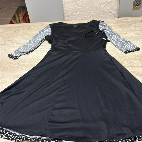 NWOT WHBM black with white polkadot dress with sash belt, Excellent Condition. - Picture 10 of 10